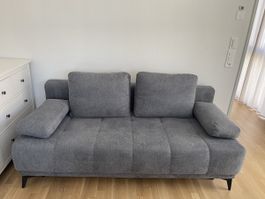 NEUWERTIGES Schlafsofa in Hellgrau – 195 cm